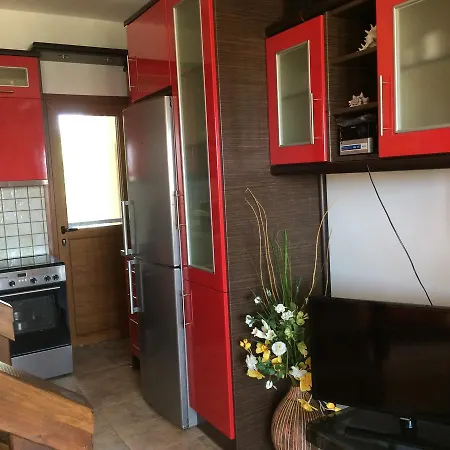 Maisonette At Center * 니키티